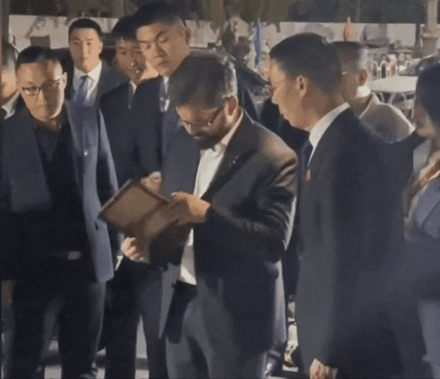 動圖一.gif