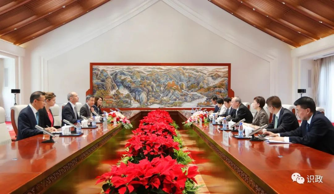 尹力會見英國怡和集團執行主席.png