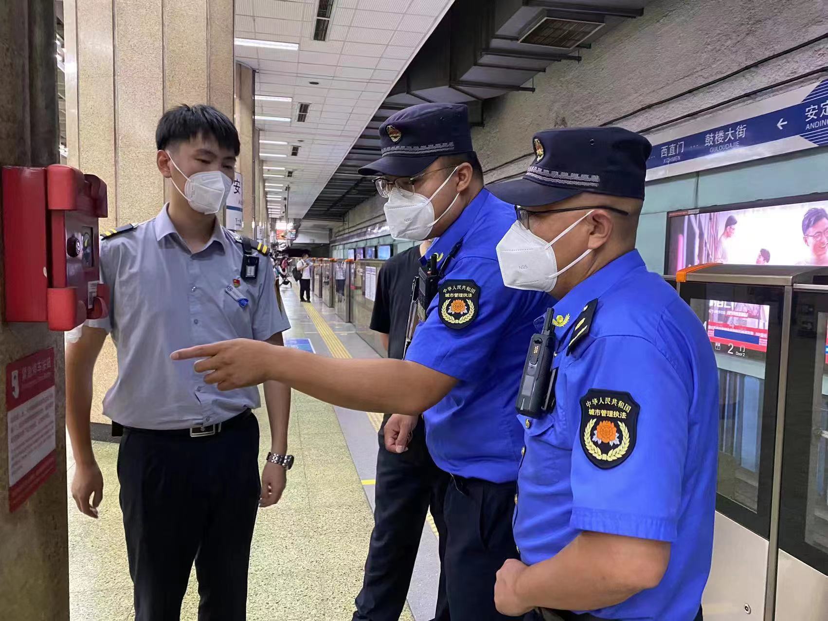 強化動態監測，抓好外語標識規范.jpg